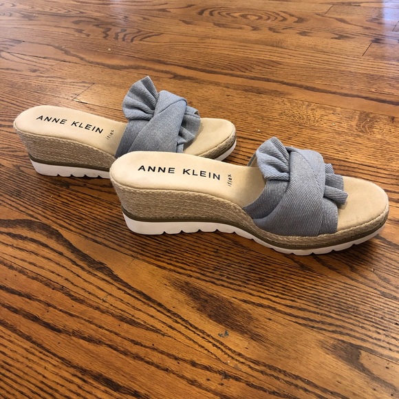 Anne Klein iFlex Sandals Size 8.5 - Picture 4 of 6